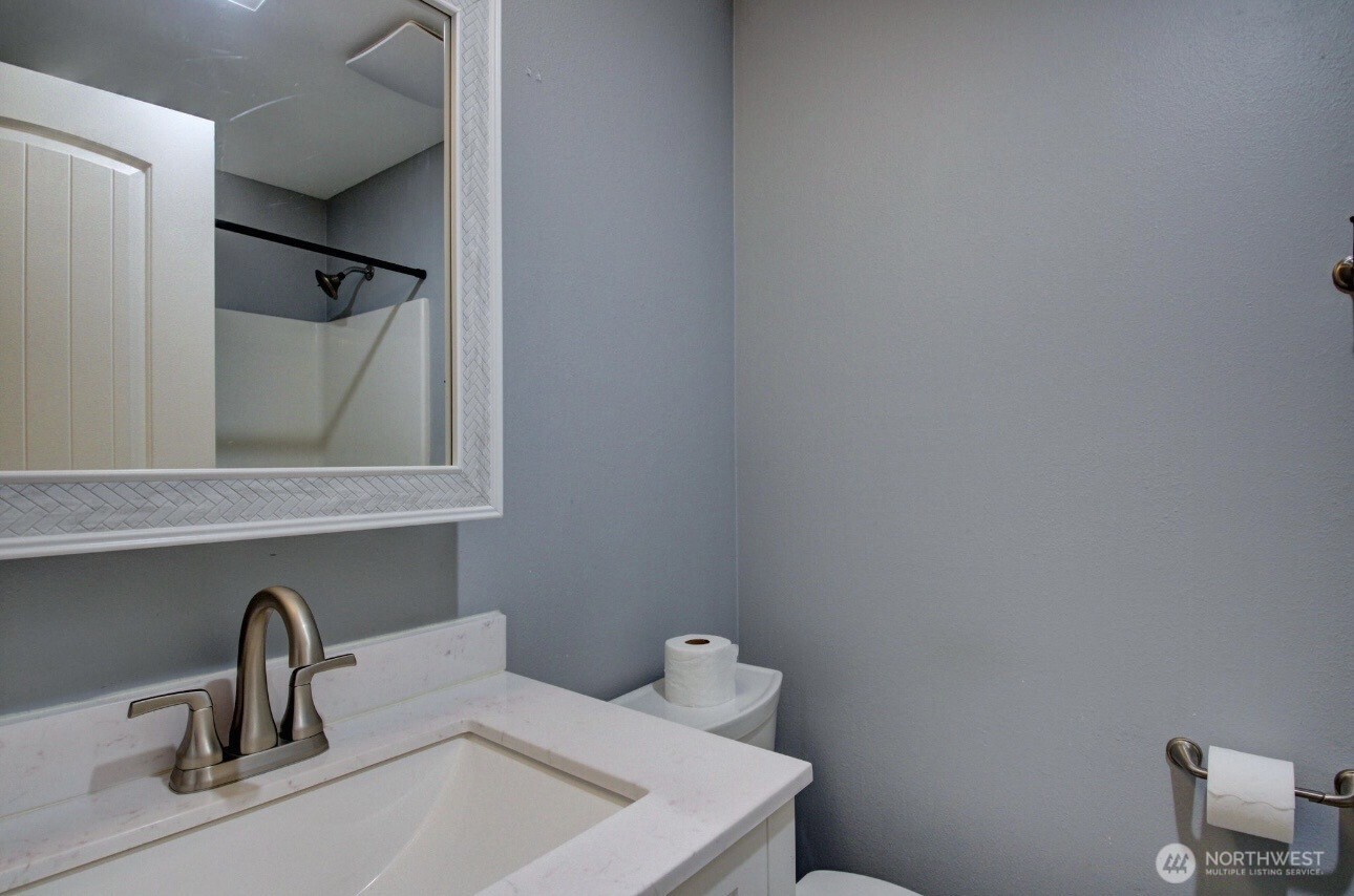 1206 Crystal Lane Property Photo 15
