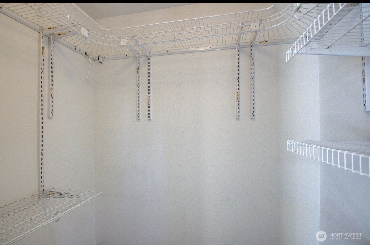 1206 Crystal Lane Property Photo 16