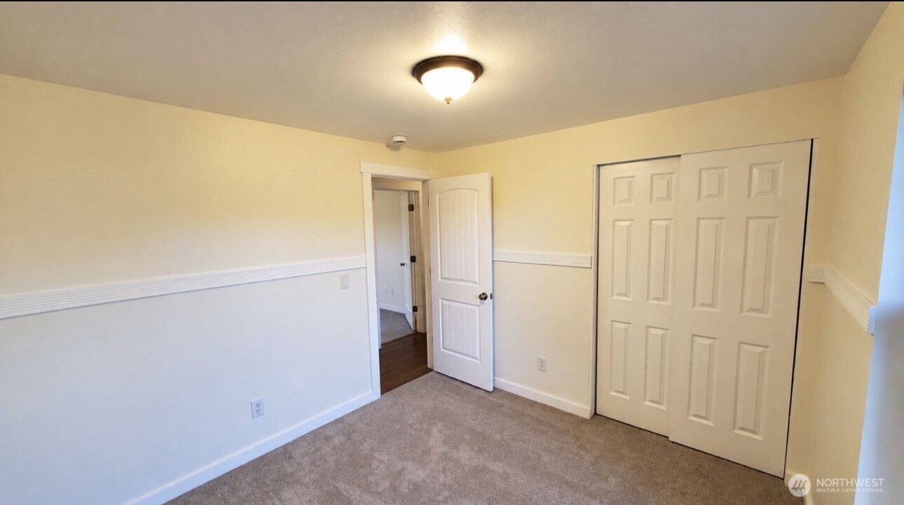 1206 Crystal Lane Property Photo 27