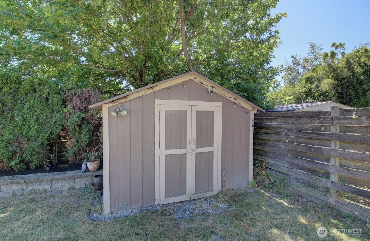 1206 Crystal Lane Property Photo 30