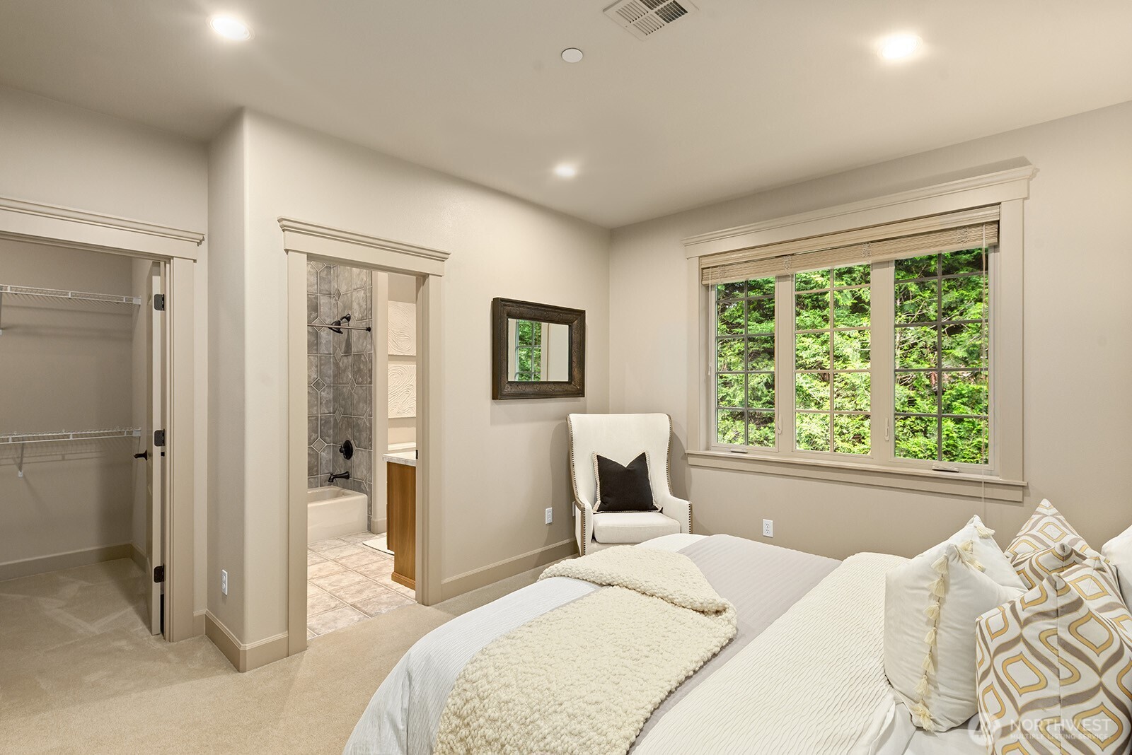 2112 104th Place Property Photo 19