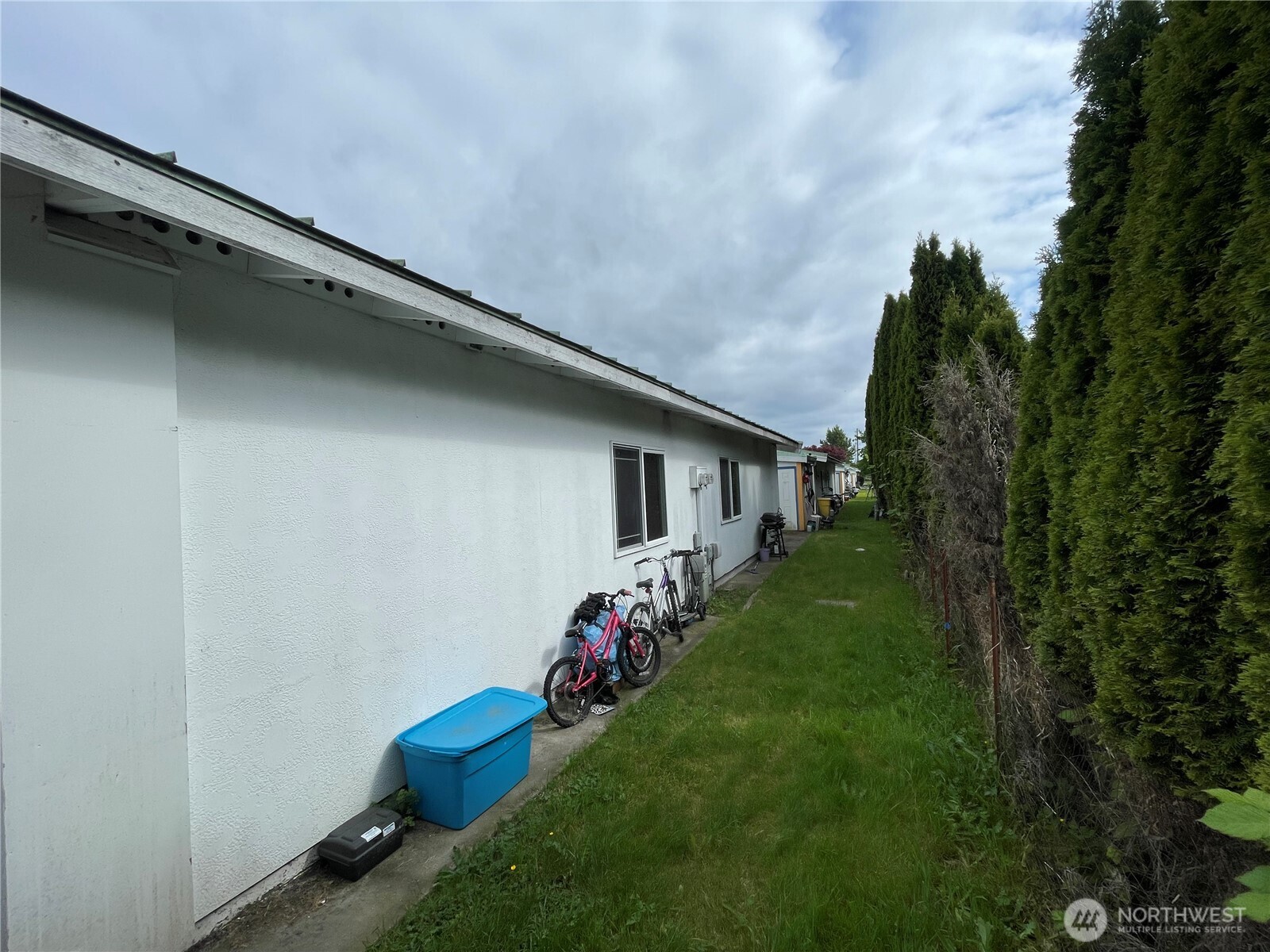109 4th Avenue Property Photo 8