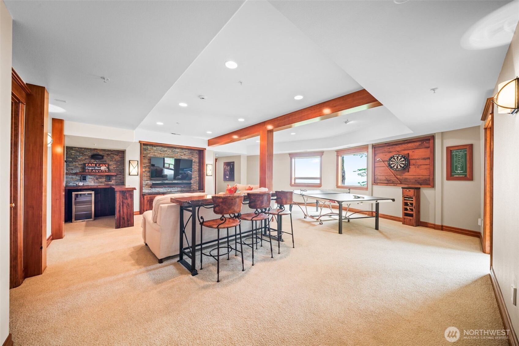 813 Varsity Road Property Photo 27