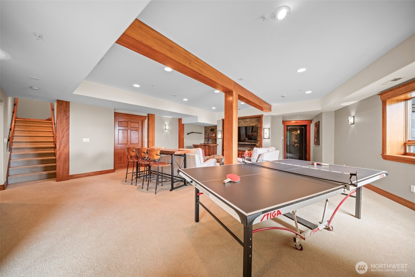 813 Varsity Road Property Photo 28