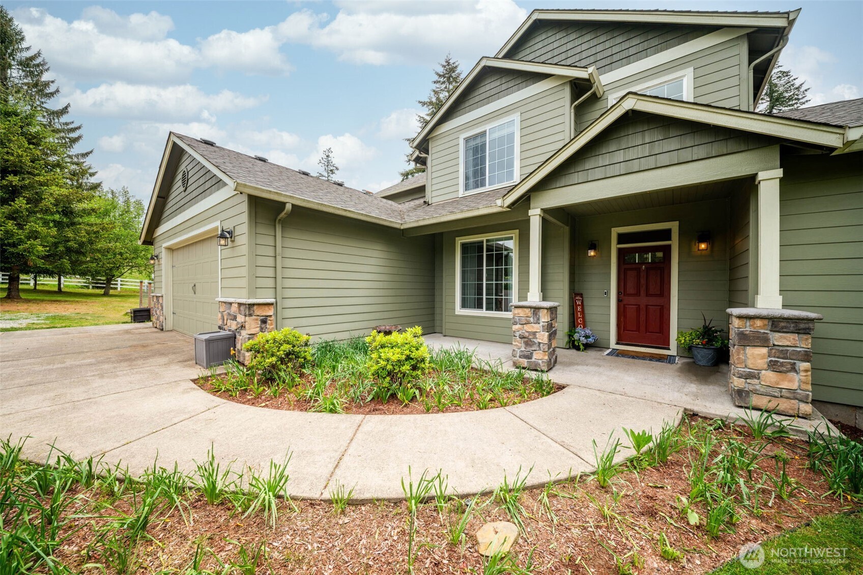 123 Blackjack Drive Property Photo 3