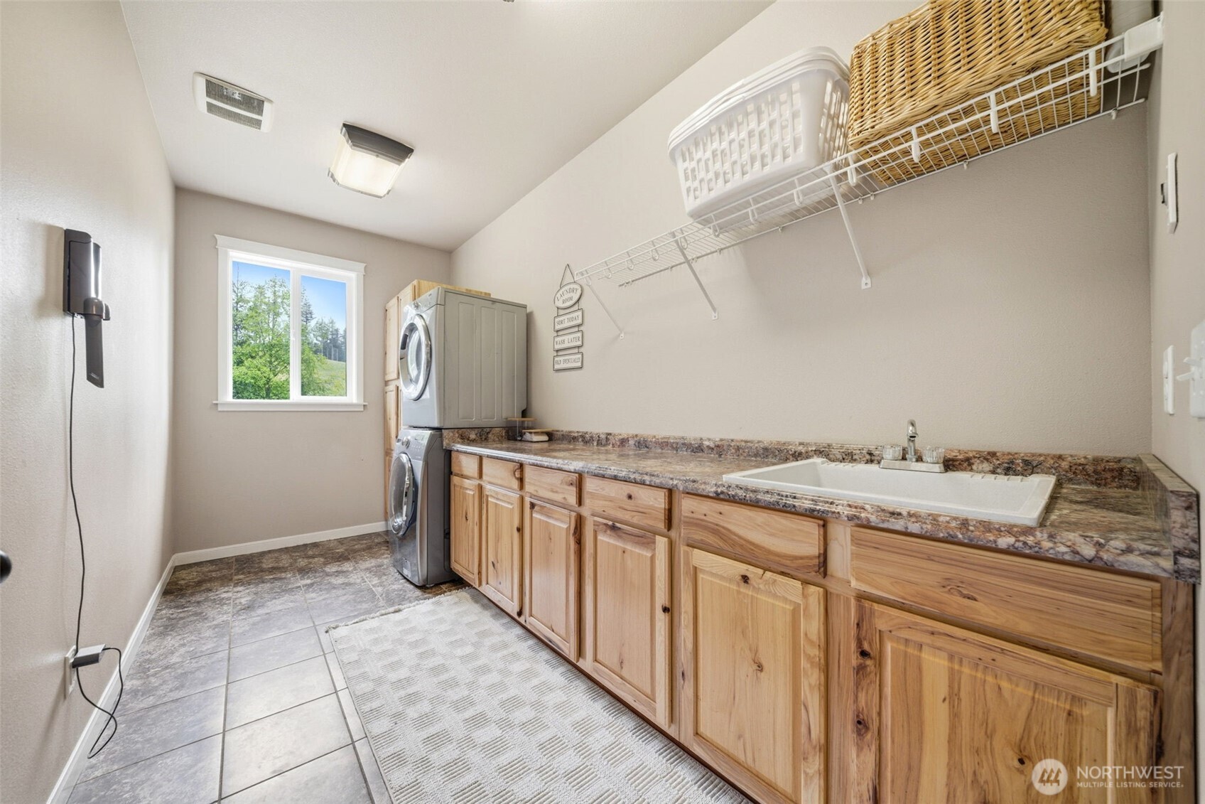123 Blackjack Drive Property Photo 19