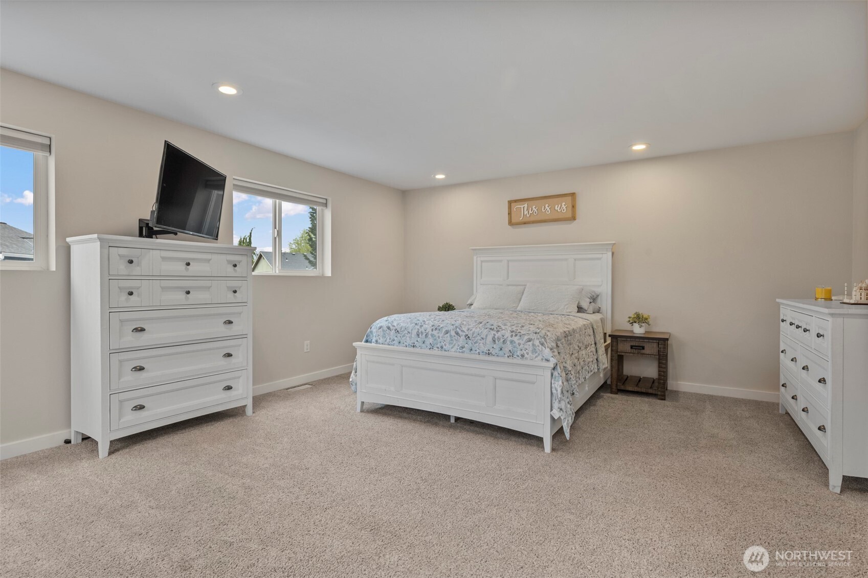 16076 Lakeview Avenue Property Photo 23