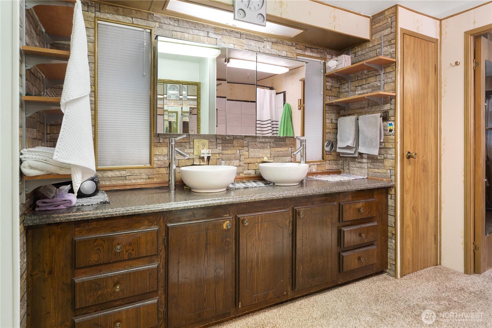 3060 Ne Mcwilliams Road 89 Property Photo 14