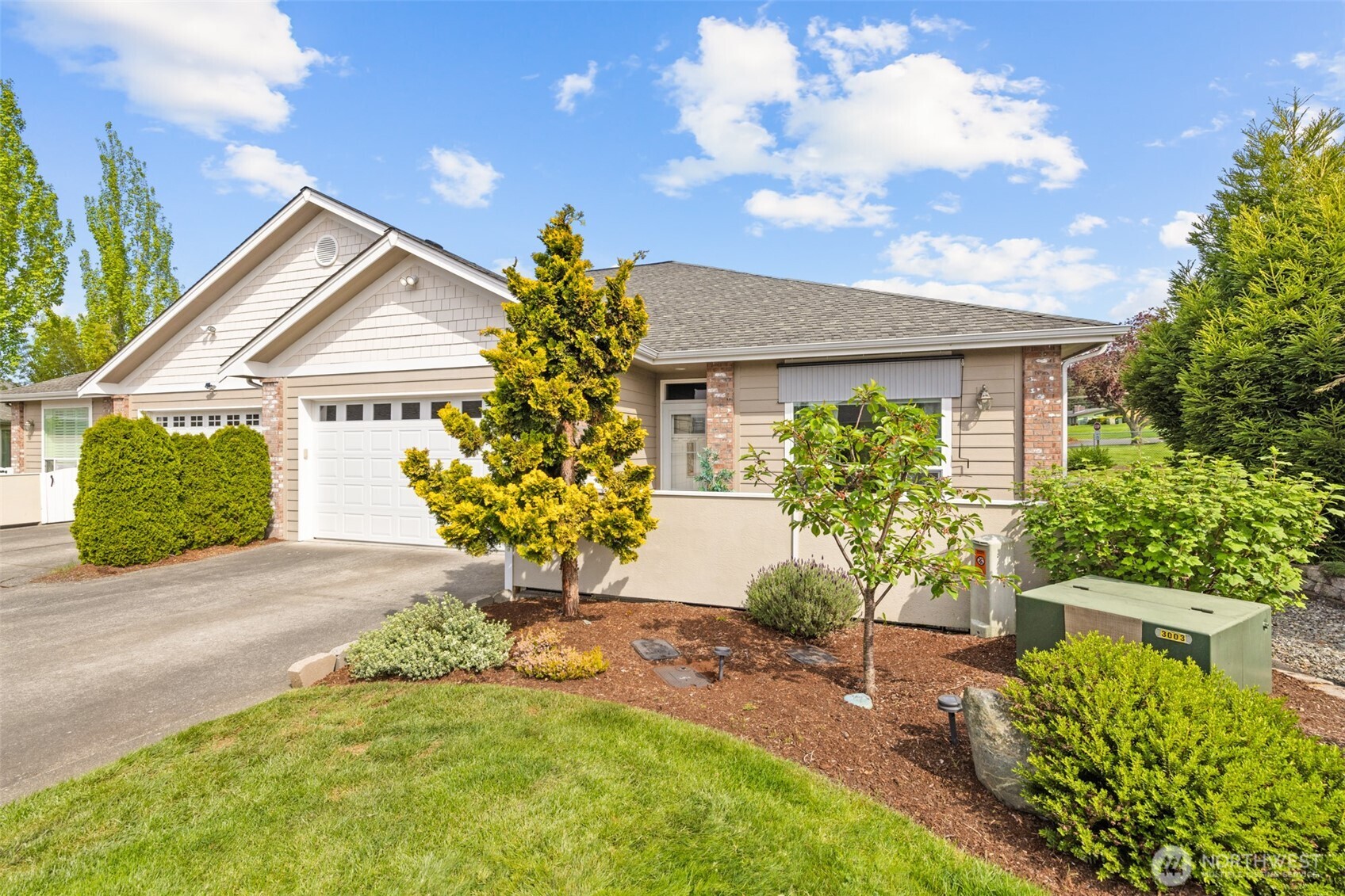 433 Big Leaf Court Property Photo 3