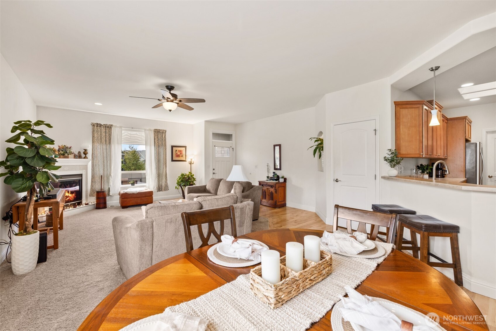 433 Big Leaf Court Property Photo 12