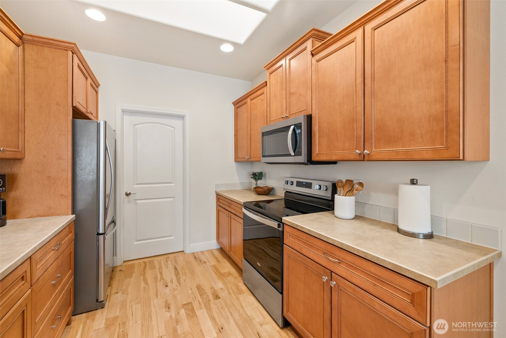 433 Big Leaf Court Property Photo 15
