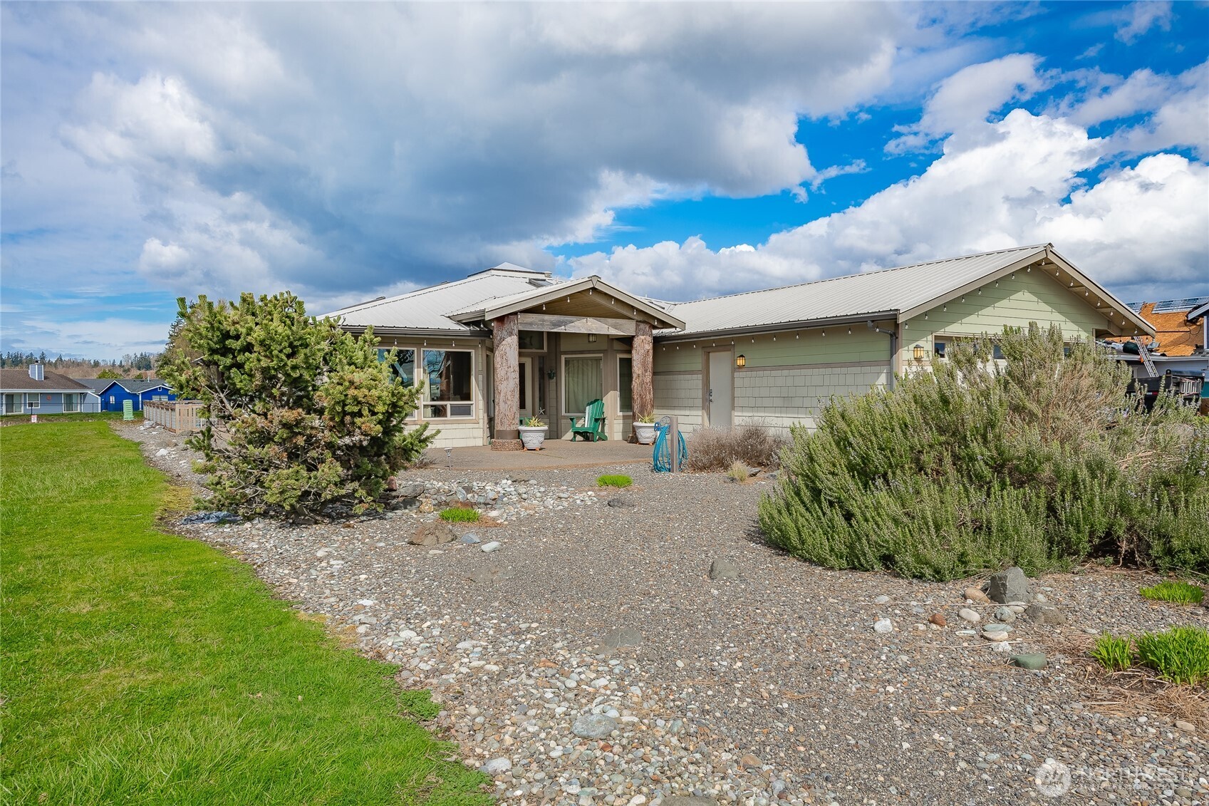 5382 Nootka Loop Property Photo 1