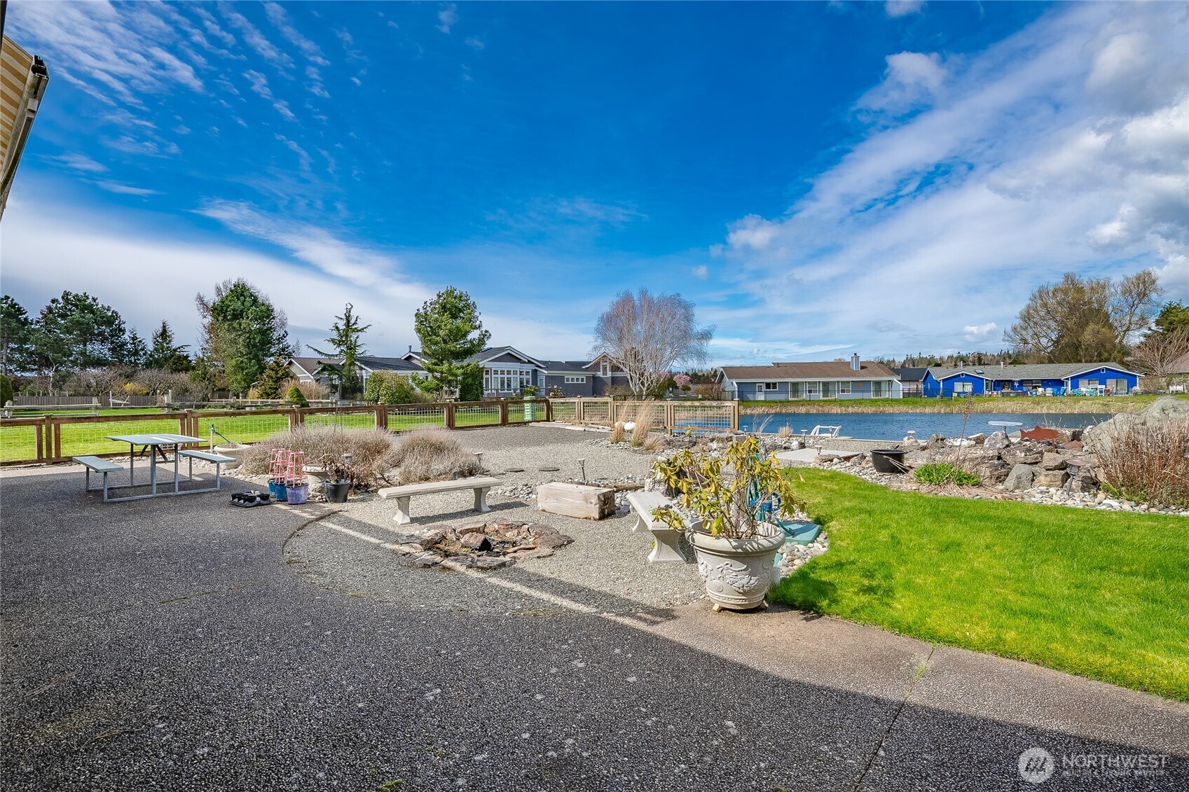 5382 Nootka Loop Property Photo 5