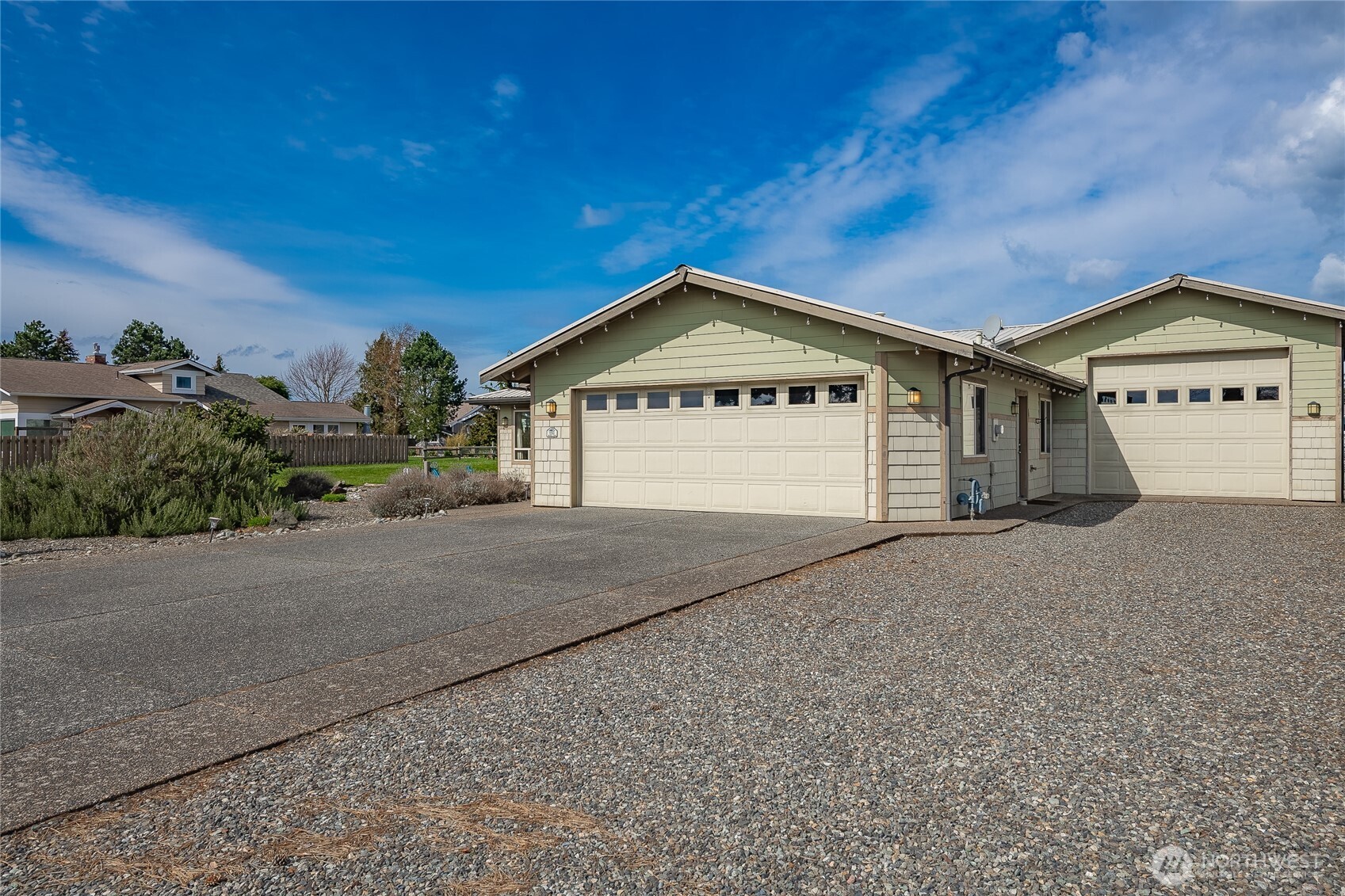 5382 Nootka Loop Property Photo 11