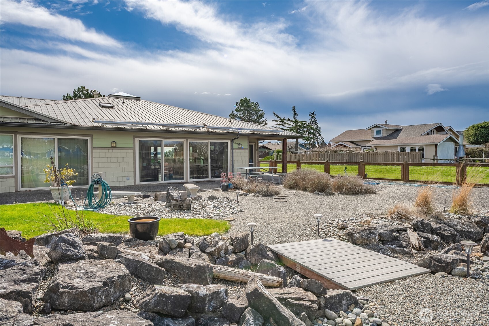 5382 Nootka Loop Property Photo 13
