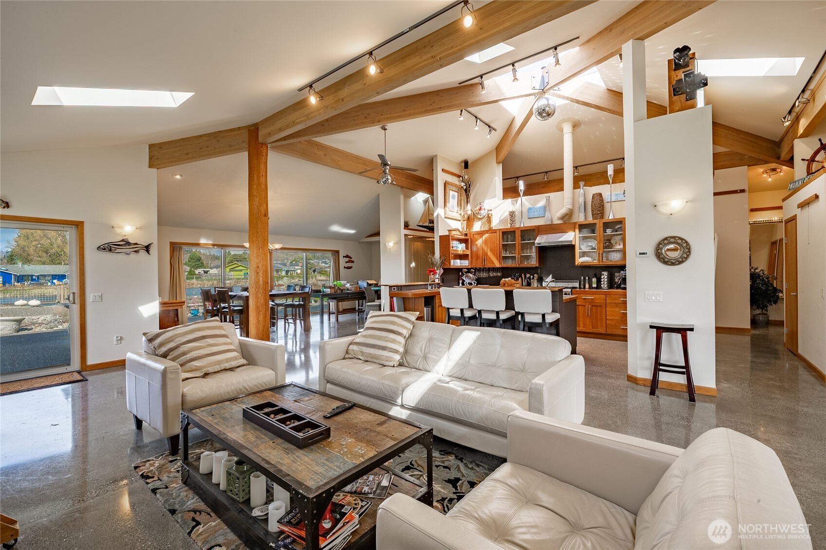 5382 Nootka Loop Property Photo 22
