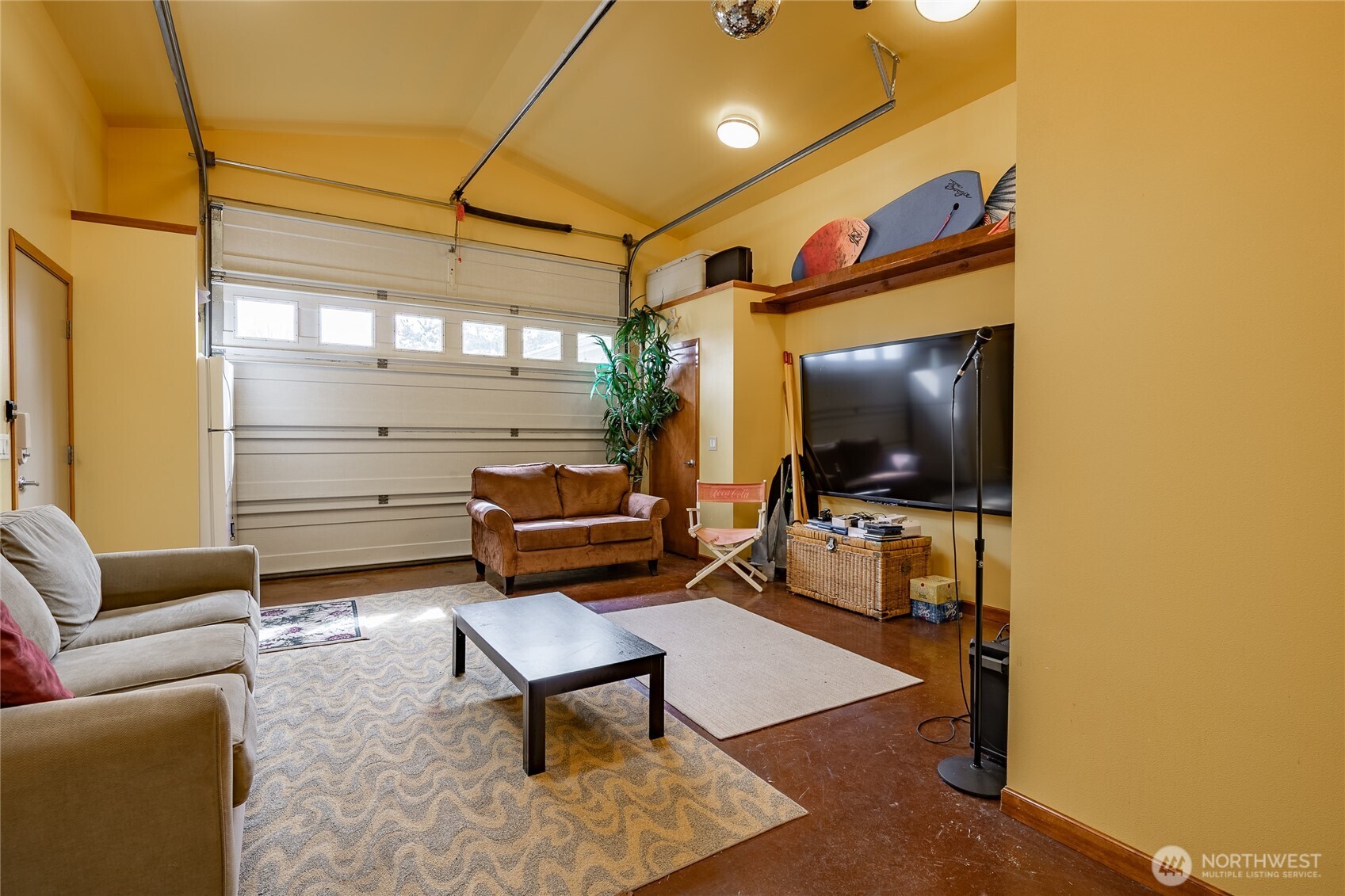 5382 Nootka Loop Property Photo 38