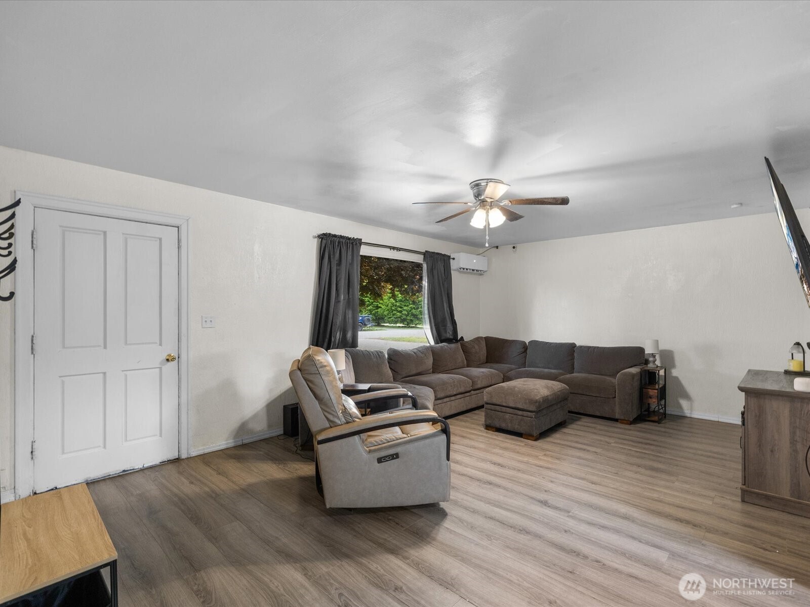 1922 S Wall Street Property Photo 14