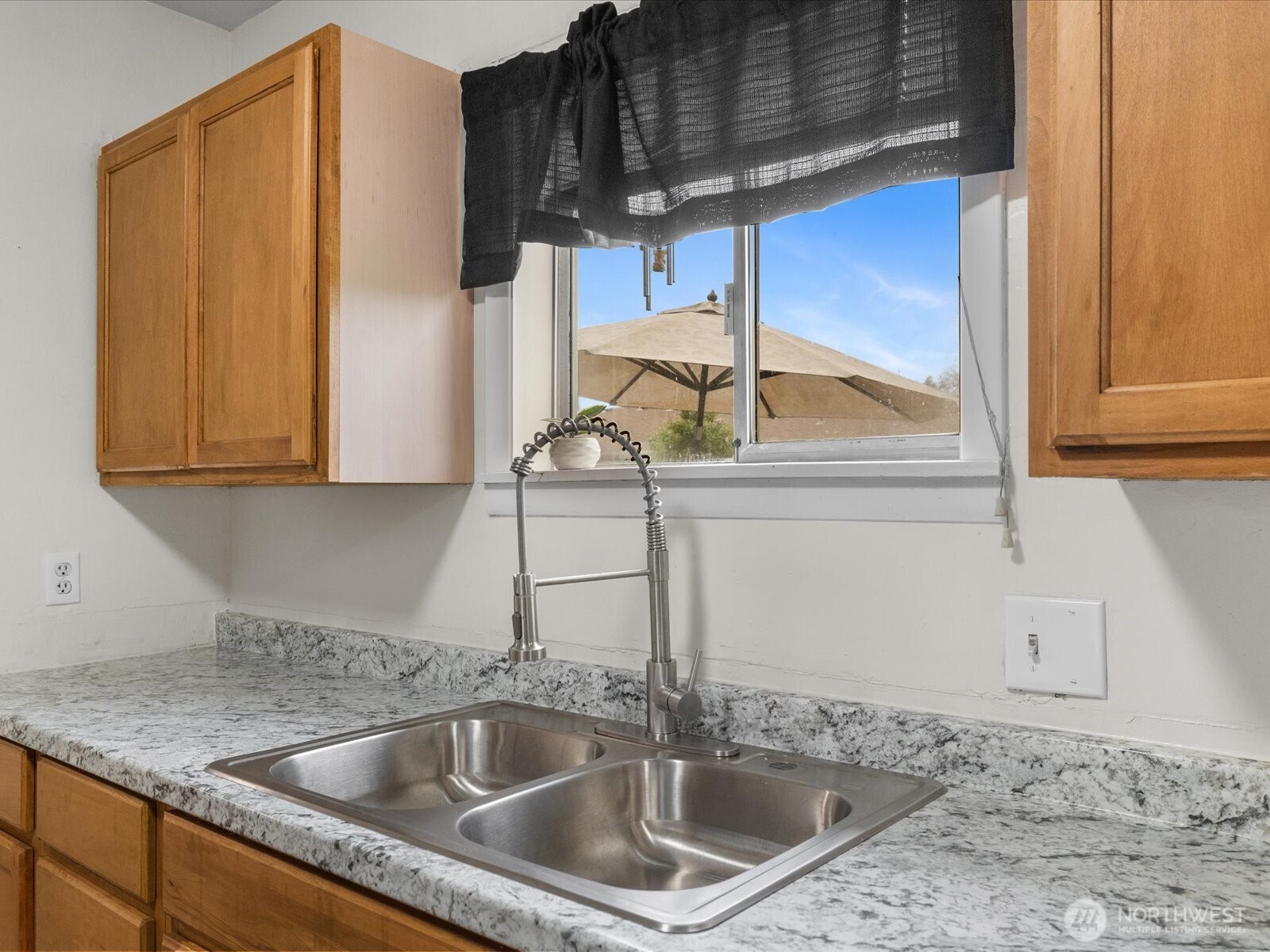 1922 S Wall Street Property Photo 22