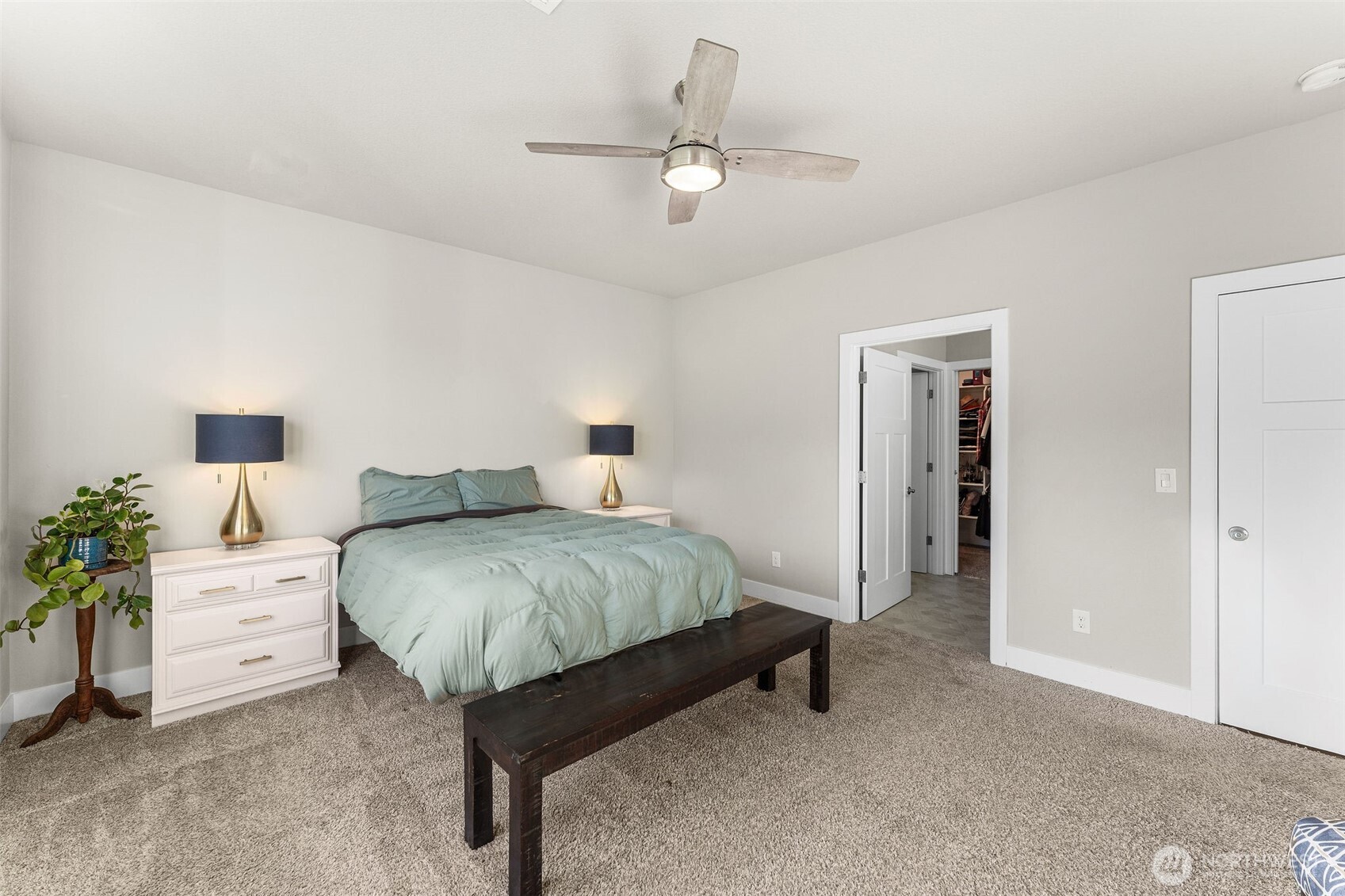826 W Golden Eagle Avenue Property Photo 17