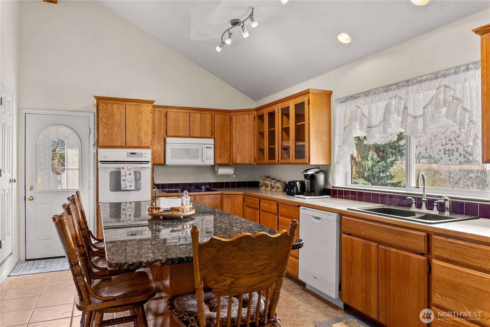 1622 Loomis Oroville Road Property Photo 12