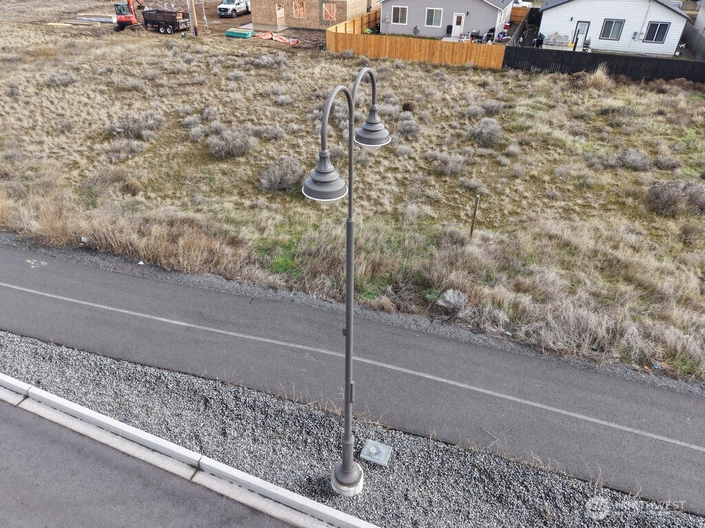 8 Division St Property Photo 15