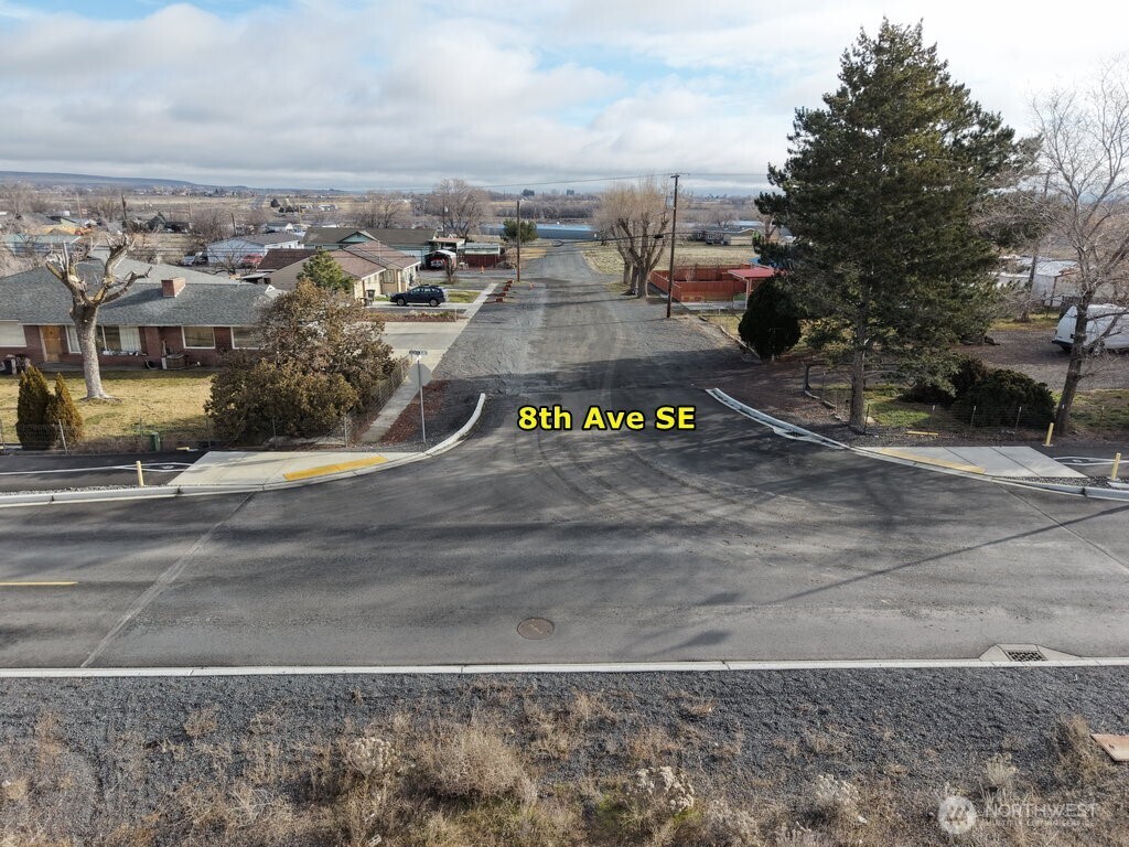 8 Division St Property Photo 18