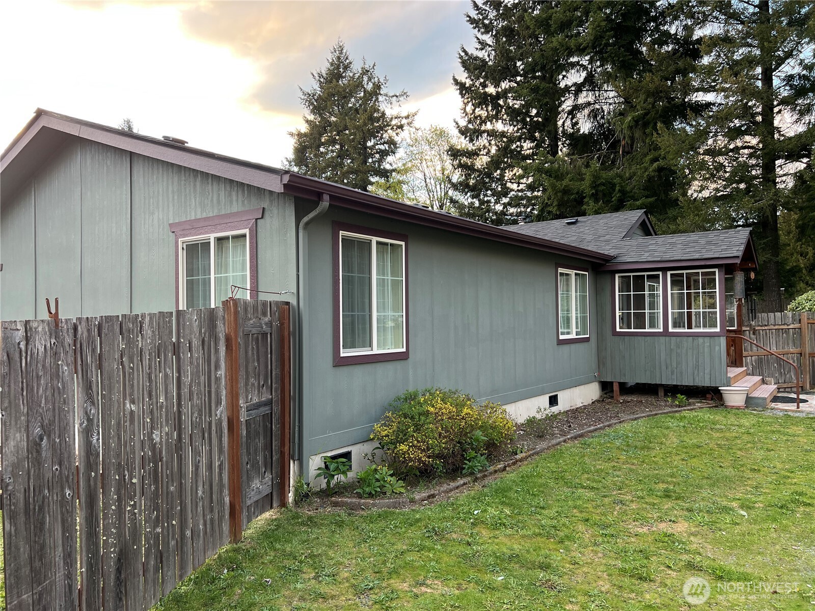12977 Us Highway 12 Property Photo 2