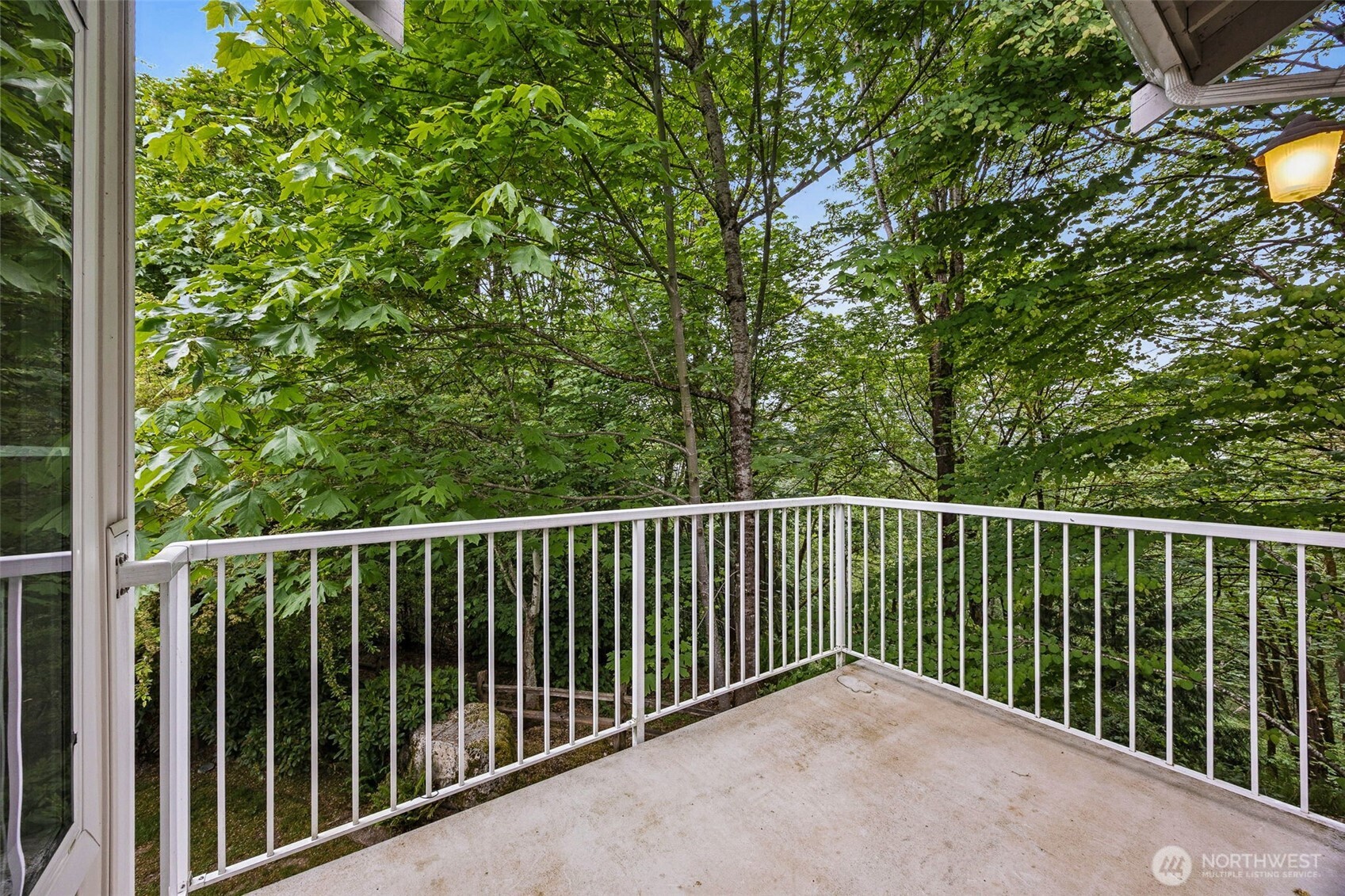 21048 40th Place J2 Property Photo 16