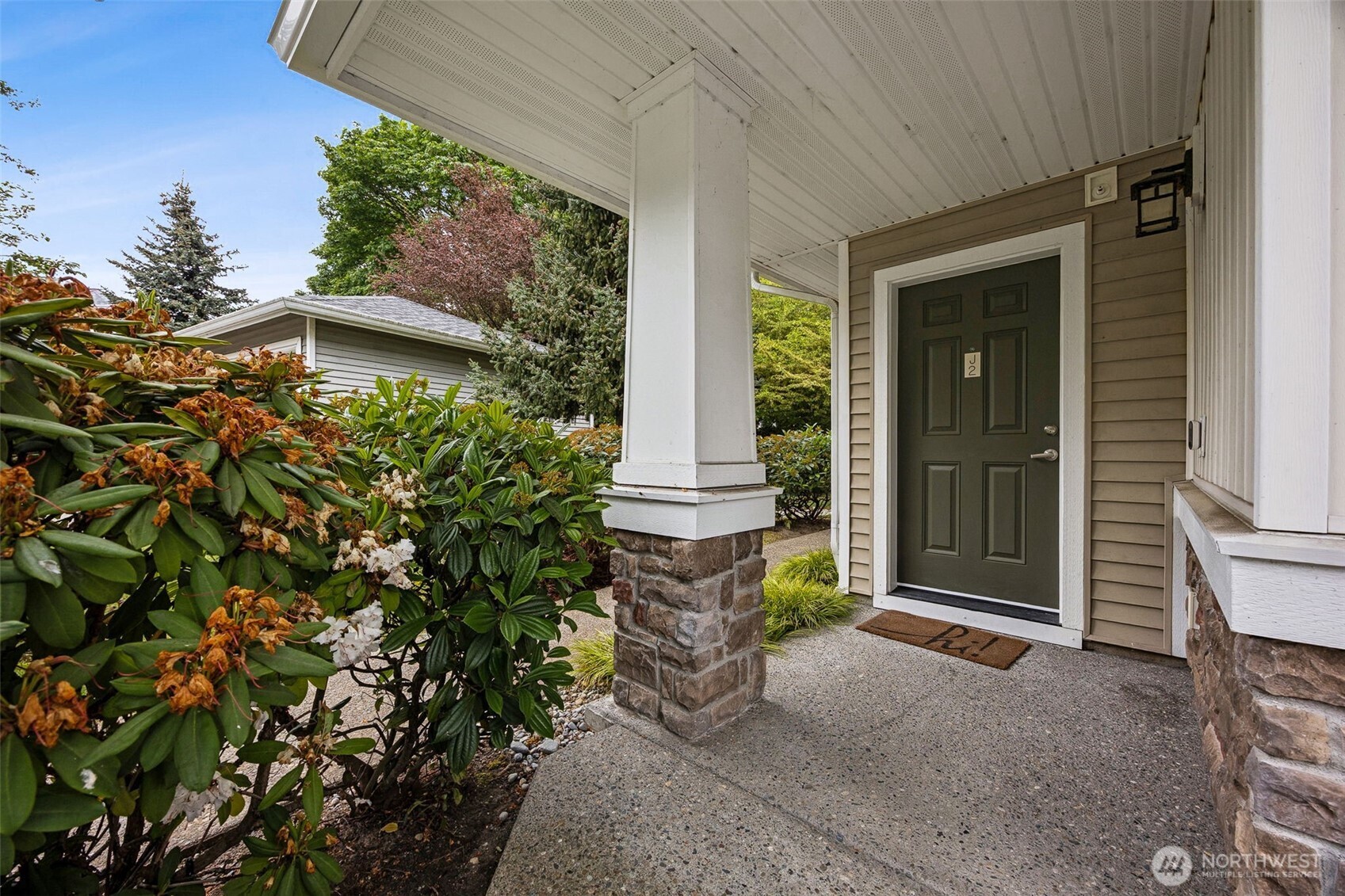 21048 40th Place J2 Property Photo 18
