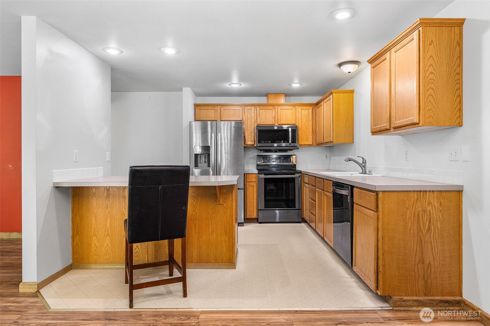 18211 58th Street Ct Property Photo 3