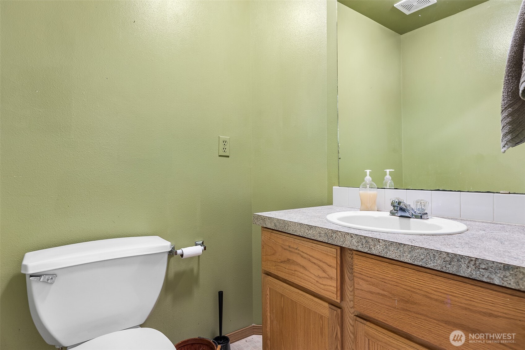 18211 58th Street Ct Property Photo 9