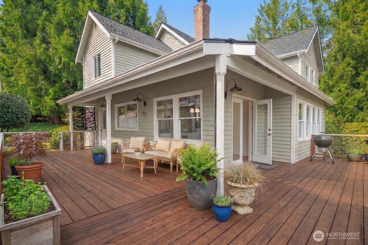 1718 292nd Place Property Photo 28