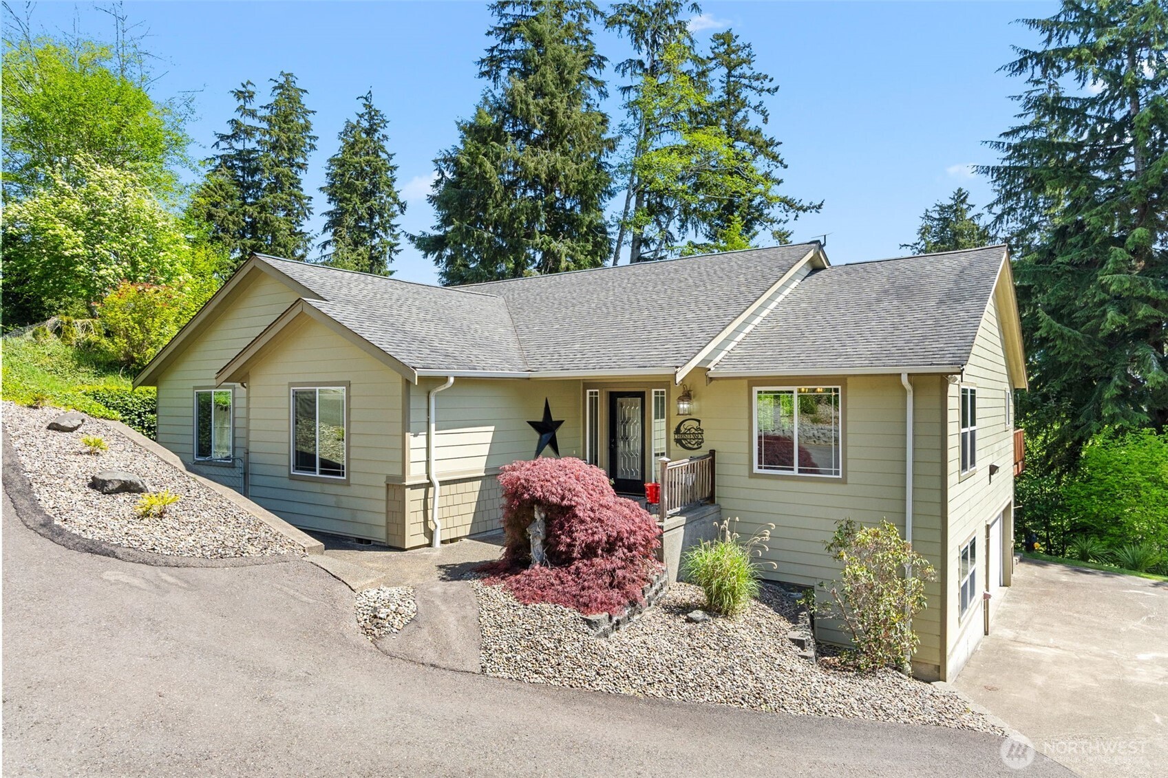 1405 Bellevue Avenue Property Photo 1