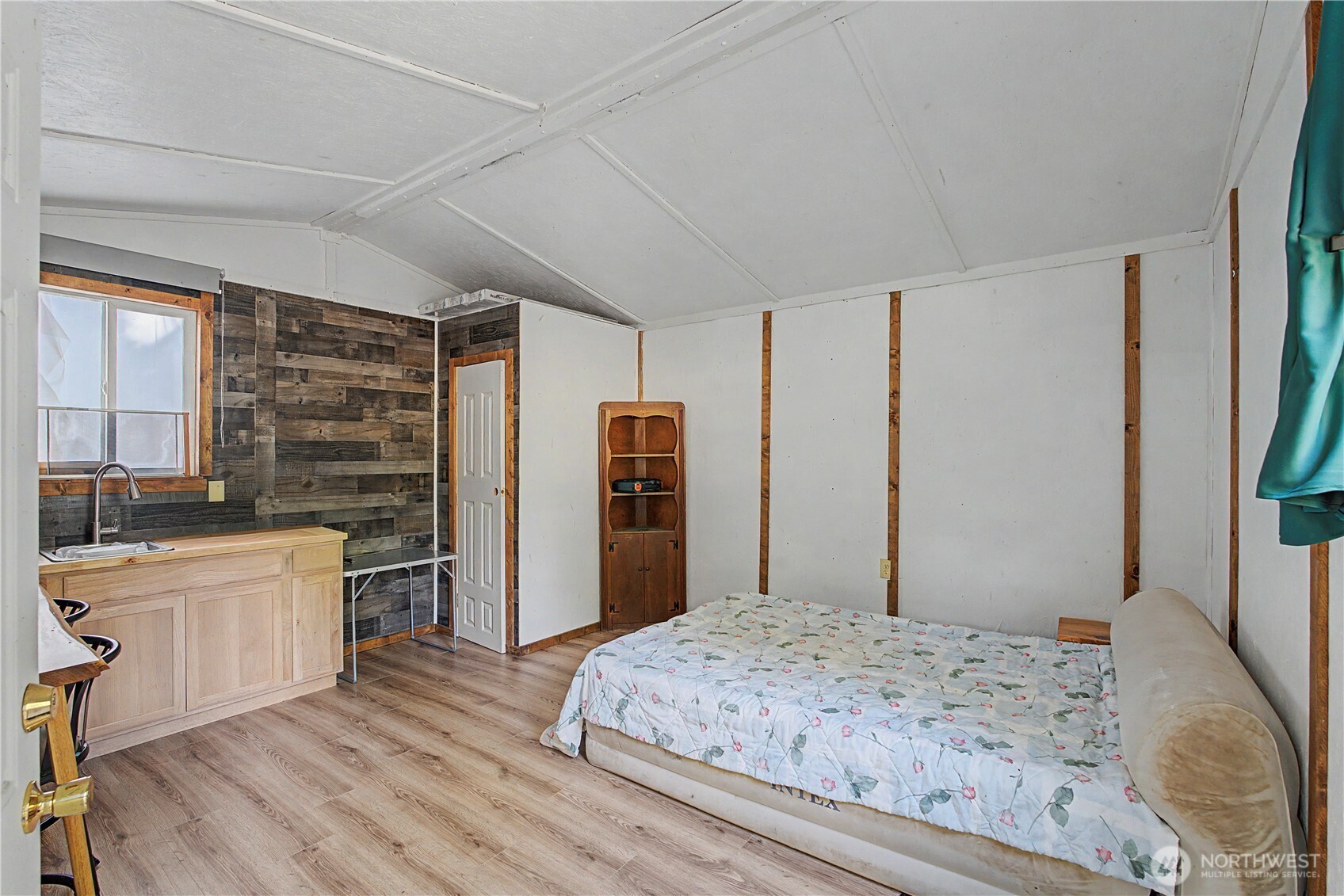 360 E Panorama Drive Property Photo 7