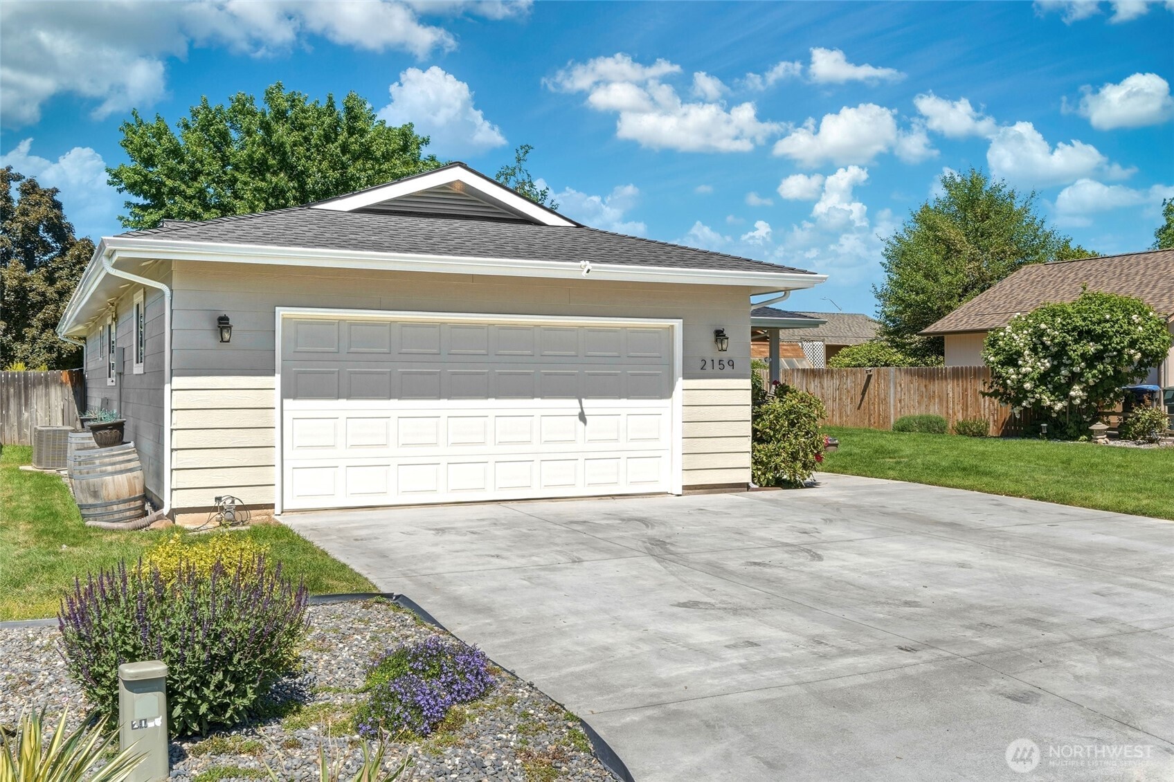 2159 Granite Drive Property Photo 4