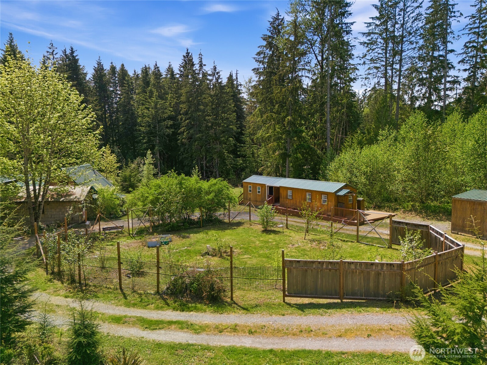 33822 State Route 706 Property Photo 3