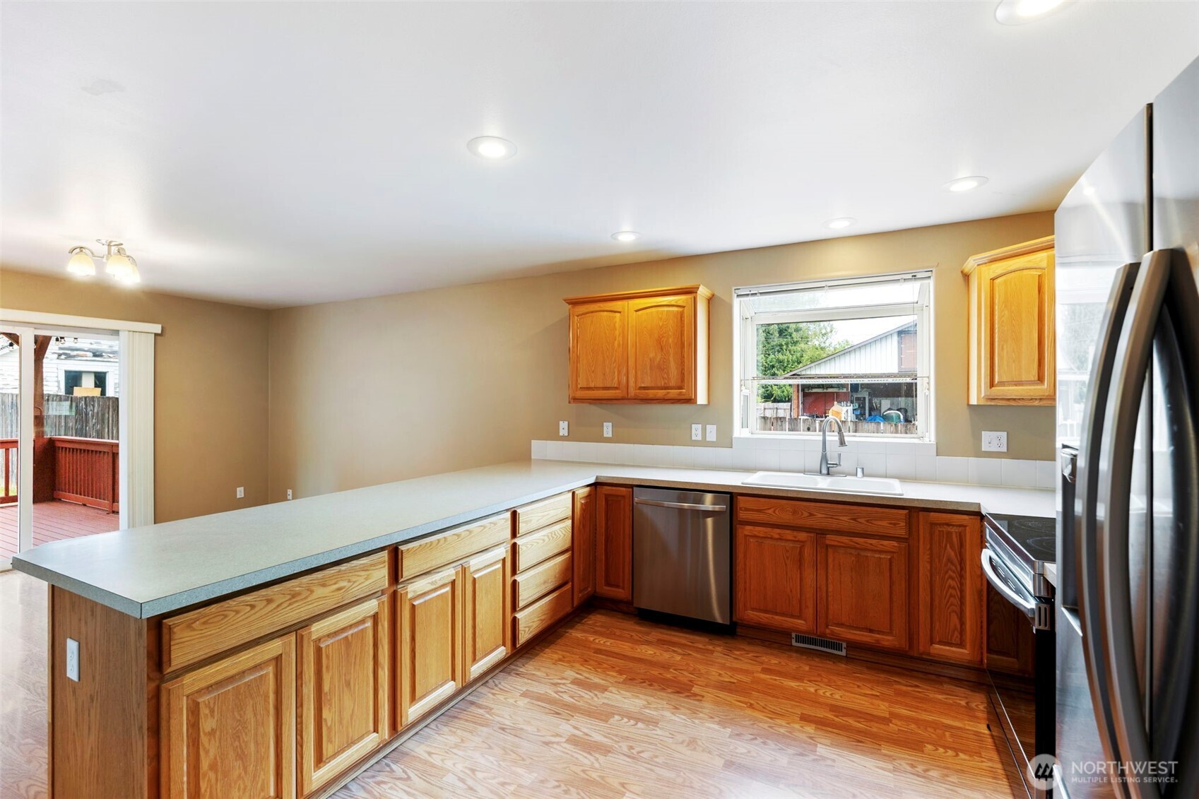 1450 Brown Street Property Photo 11