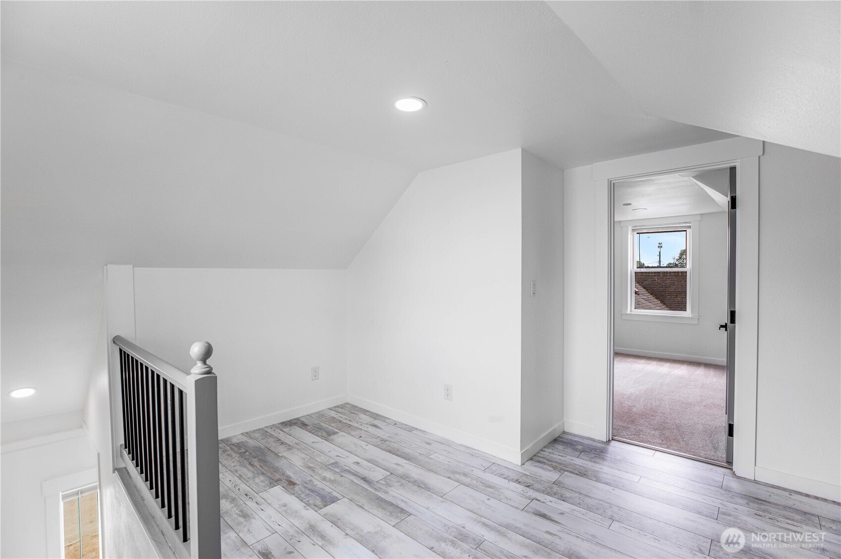 9402 Portland Avenue Property Photo 21