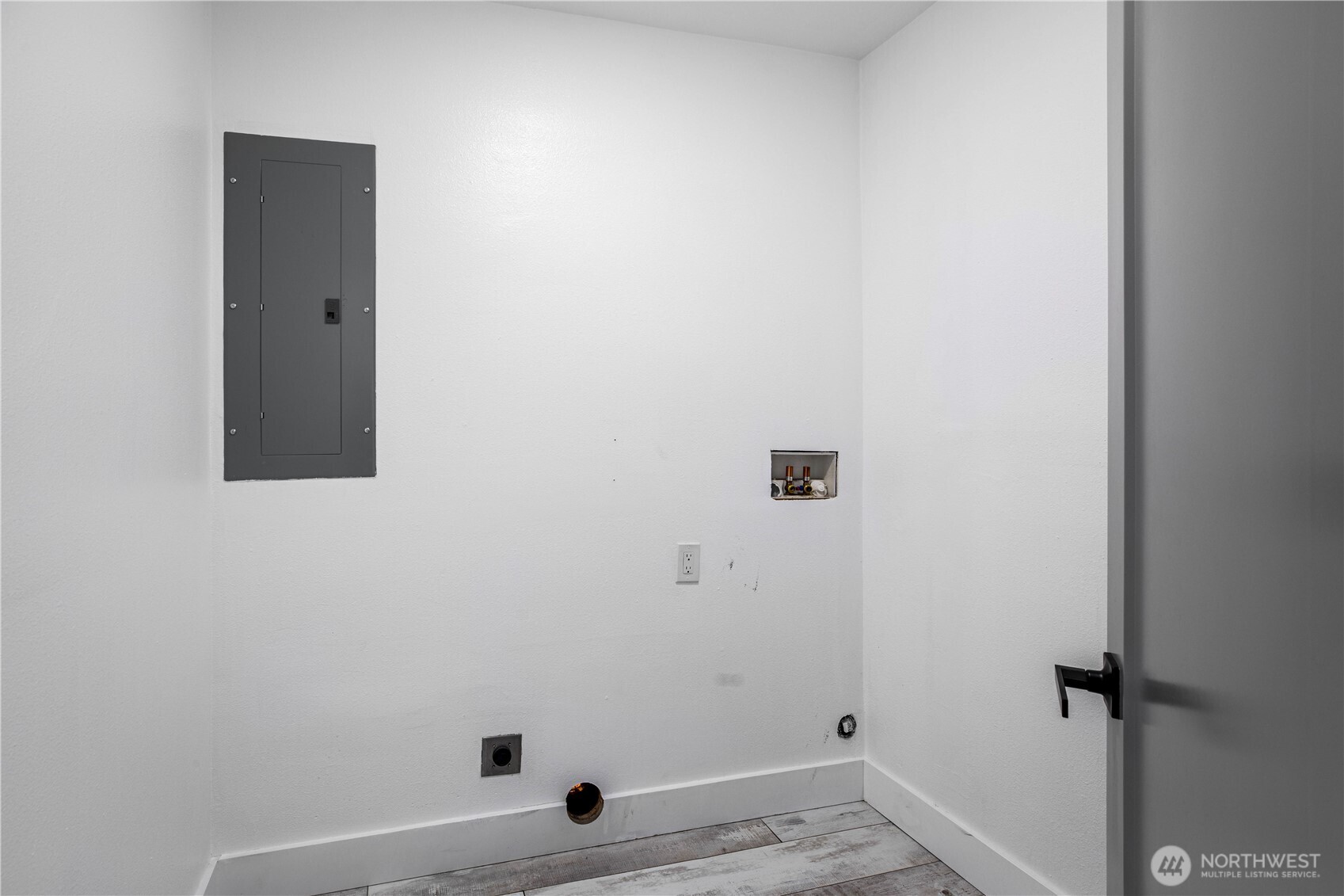 9402 Portland Avenue Property Photo 38