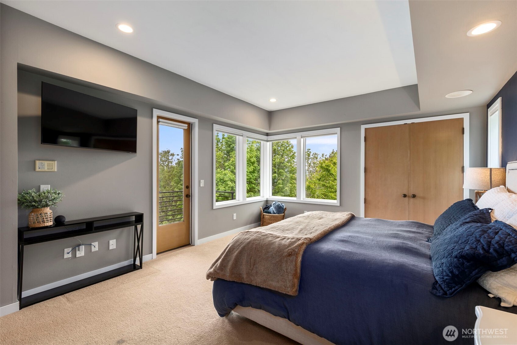 6227 95th Place Property Photo 18