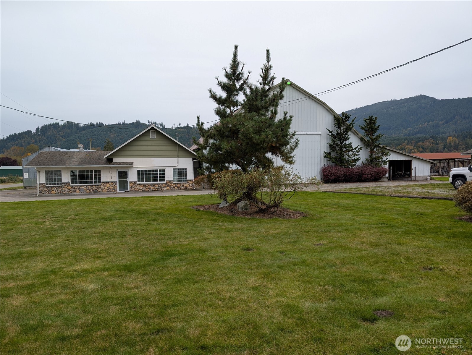 15317 300th Street Property Photo 1