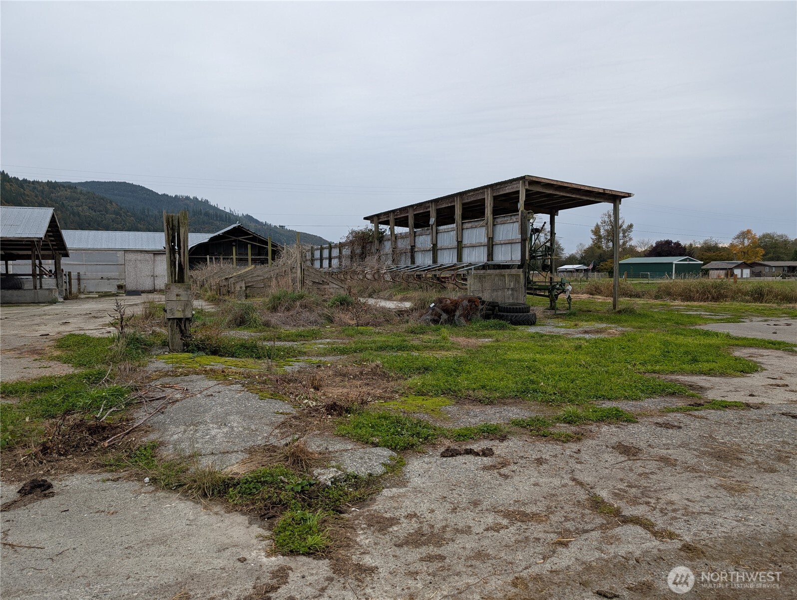 15317 300th Street Property Photo 3