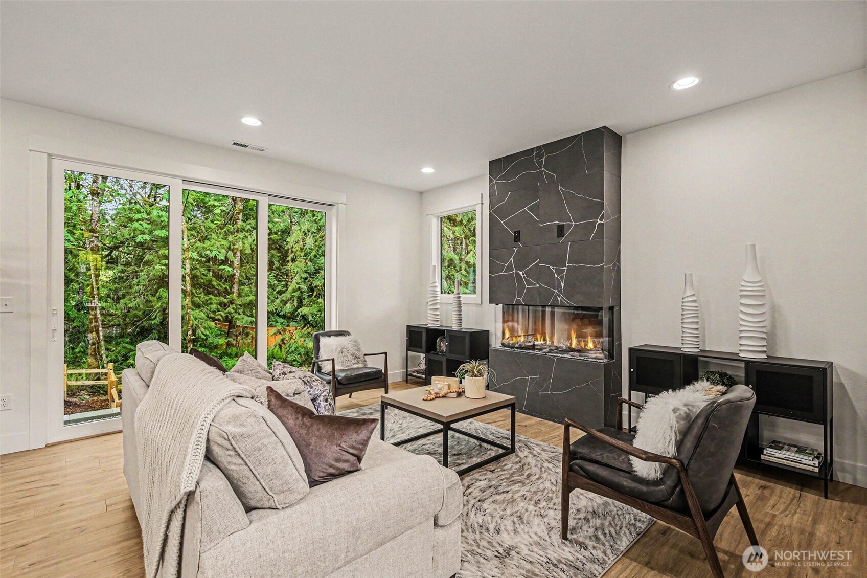 1906 223rd Avenue Property Photo 4