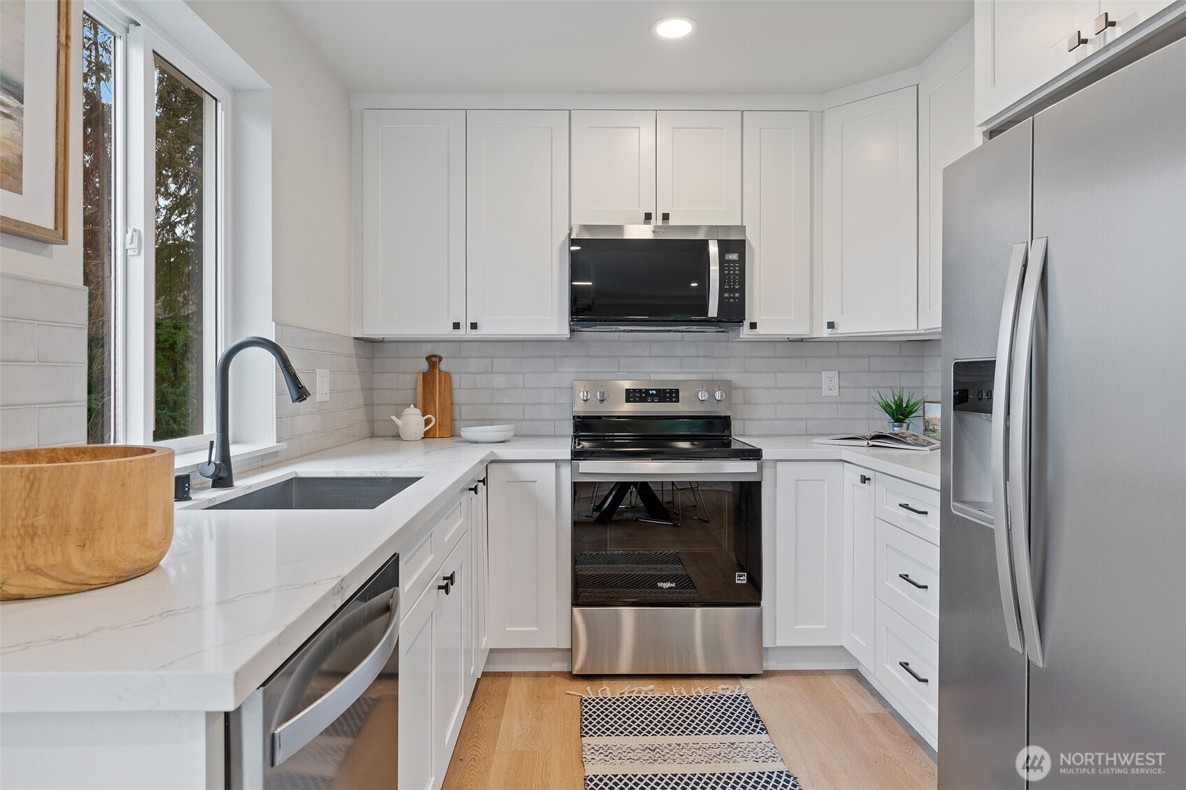 4407 Federal Avenue Property Photo 9