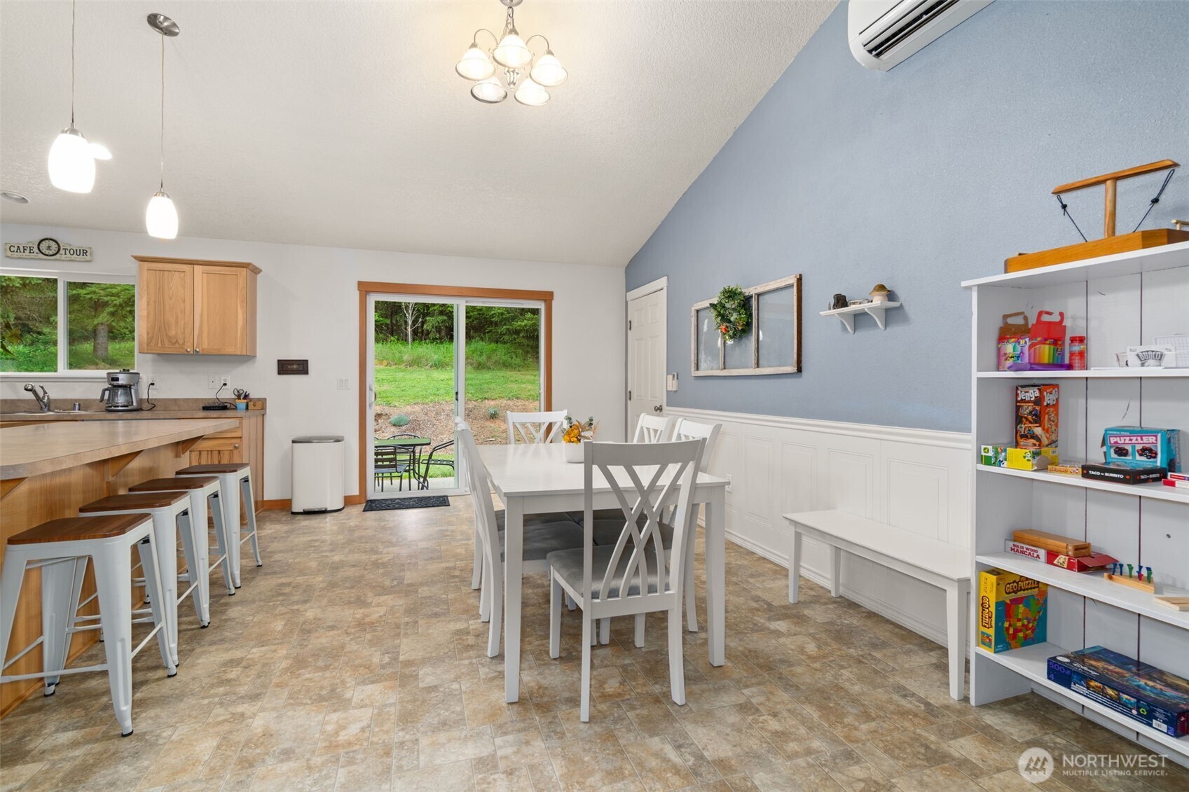 236 Chilvers Road Property Photo 6