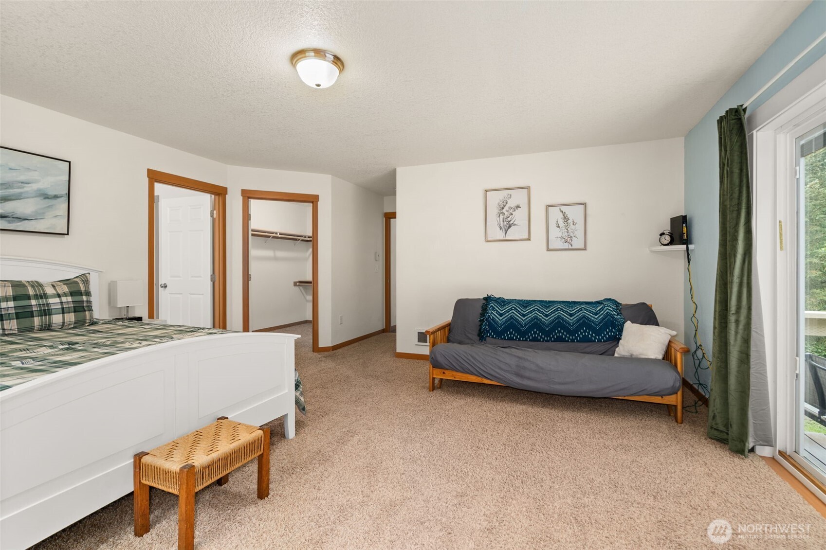 236 Chilvers Road Property Photo 11