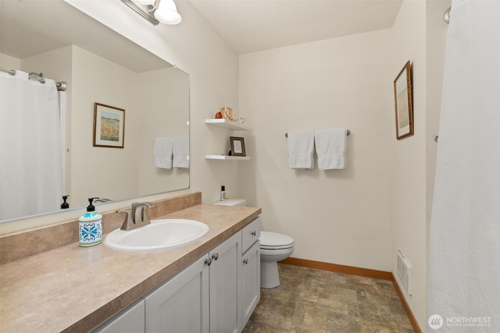 236 Chilvers Road Property Photo 15