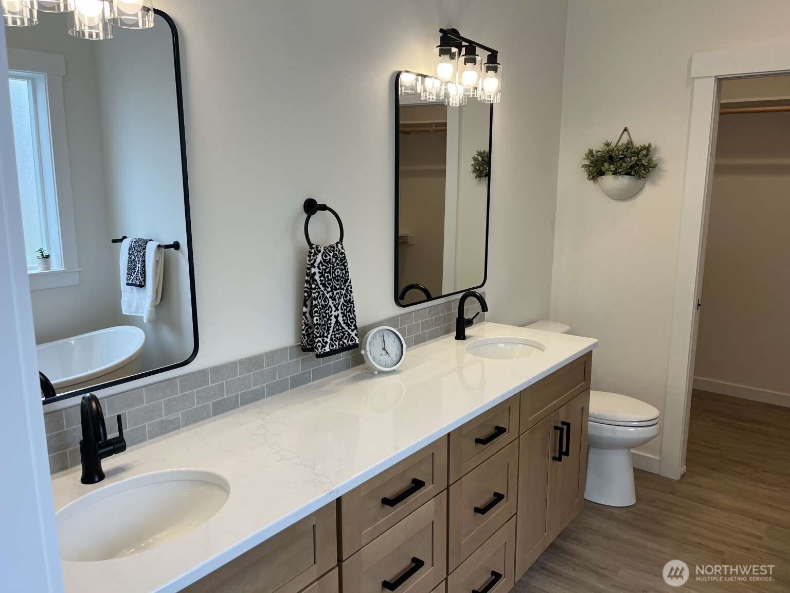 2180 Lagerwey Circle Property Photo 7