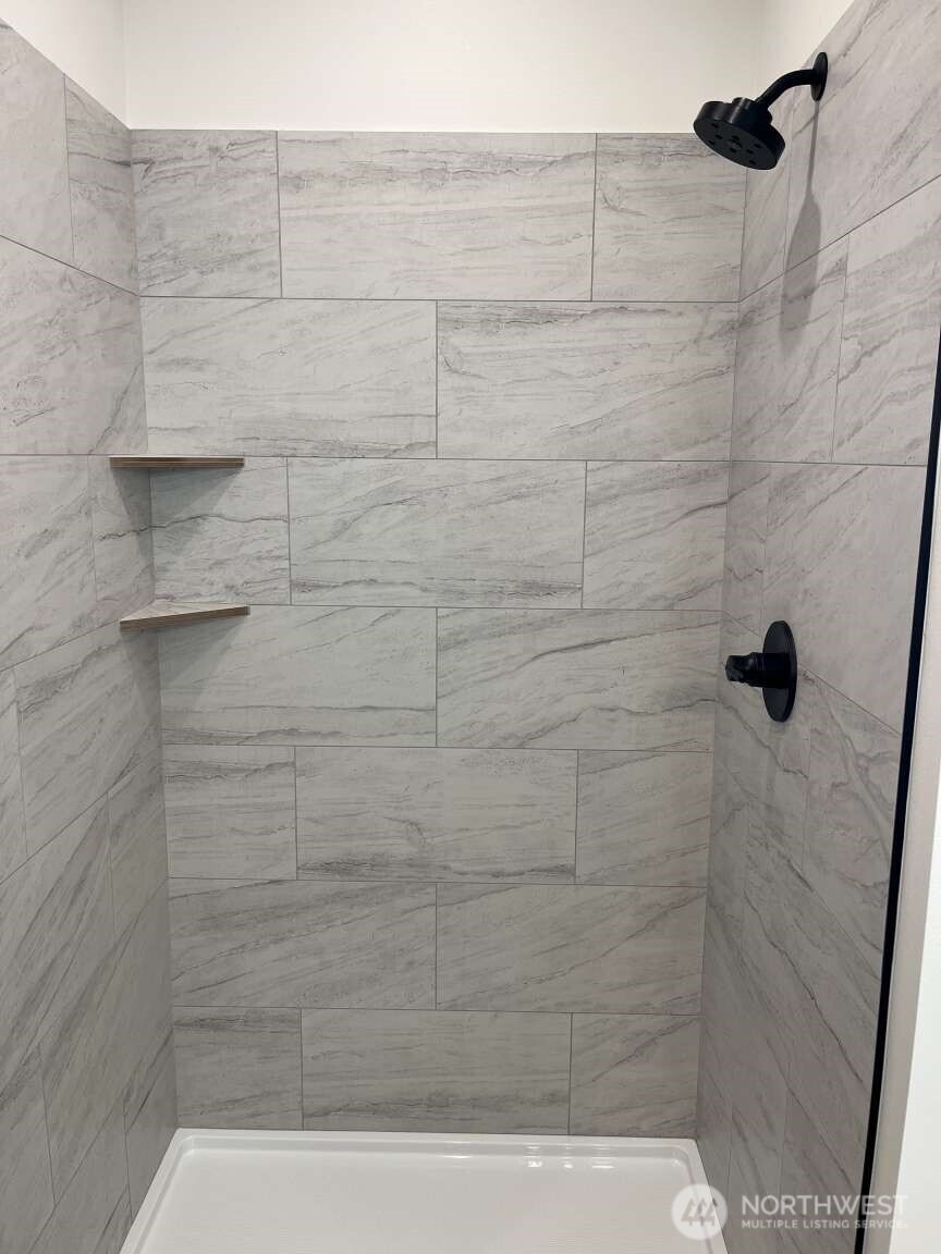 2180 Lagerwey Circle Property Photo 9